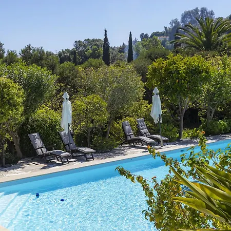 Pool In Beautiful Quinta - Qs05 라고스